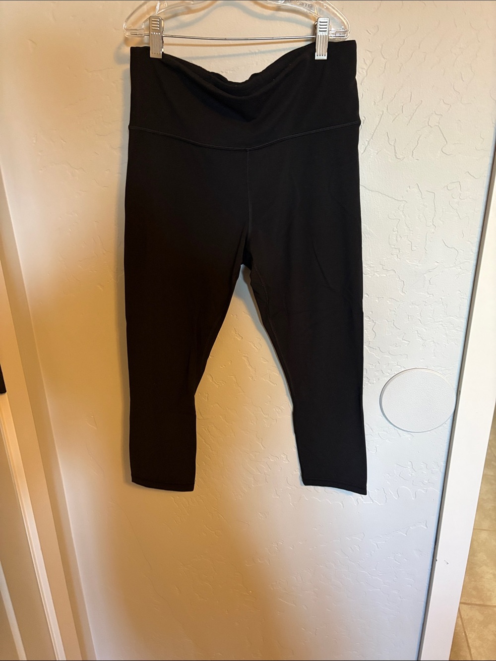 Athleta Black High-Waist Capri Leggings